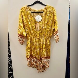 NWT yellow floral romper!…